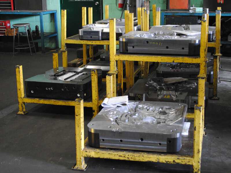 Screen shows steel inventory on metal skids